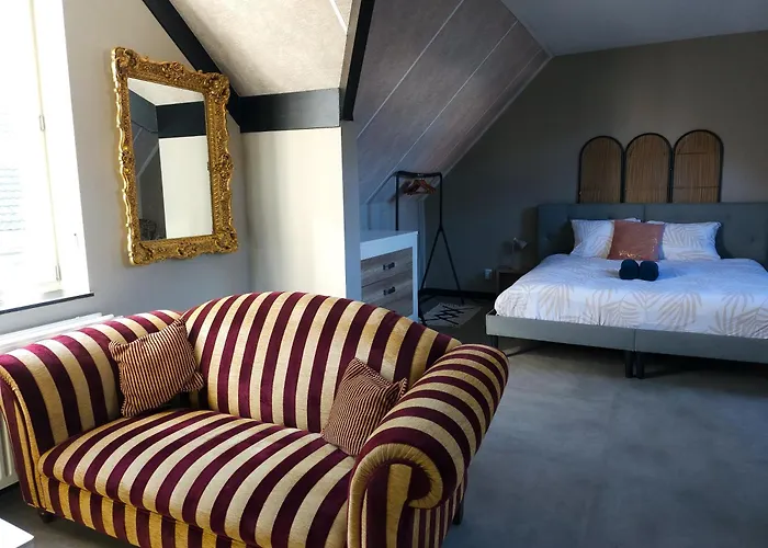 Kenzavi Πανσιόν Χέλμοντ