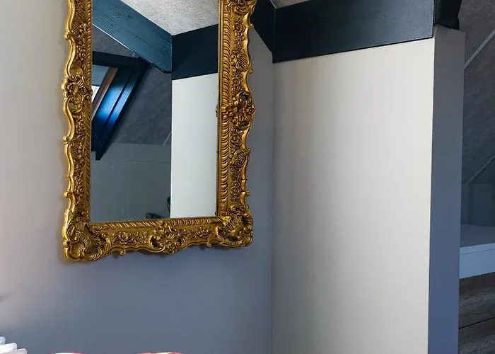 Kenzavi Πανσιόν Χέλμοντ